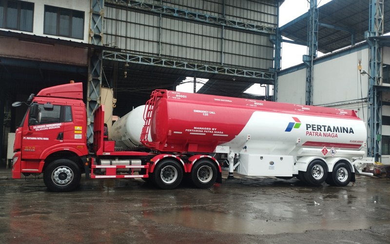 Harga Truk Tangki Semi Trailer Angkutan BBM Pertamina Kapasitas 32.000 Liter